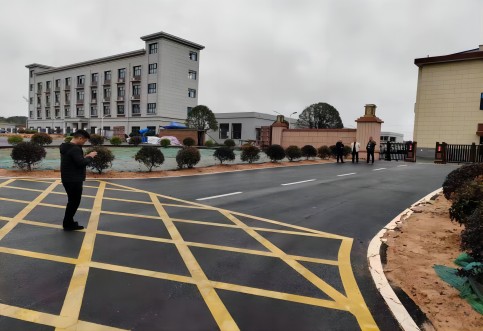 校內(nèi)交通組織優(yōu)化，助力打造平安校園！